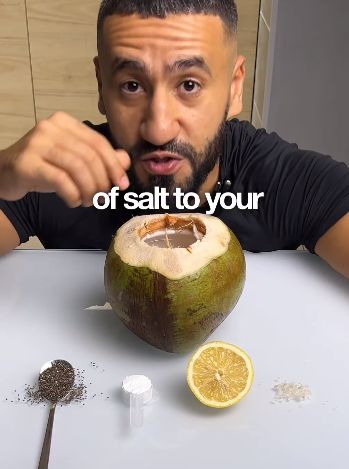 Racikan kelapa saat sahur