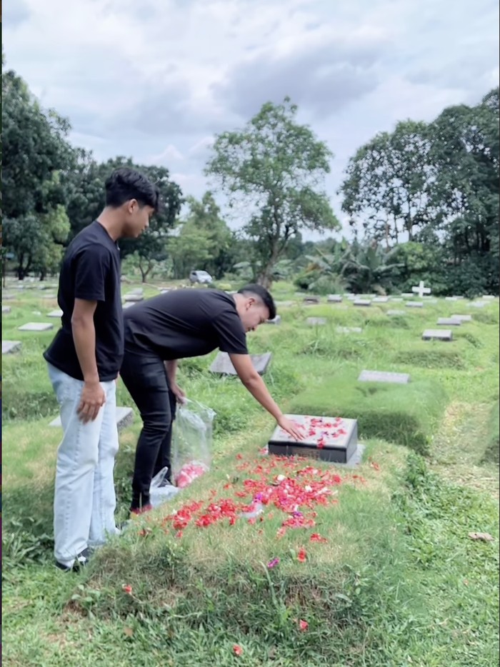 Ruben Onsu dan Betrand Peto