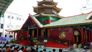 Salat Jumat Pertama Bulan Ramadan di Masjid Cheng Hoo Surabaya