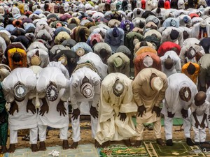Tata Cara Sholat Tarawih dan Witir 23 Rakaat Lengkap dengan Niat serta Doanya
