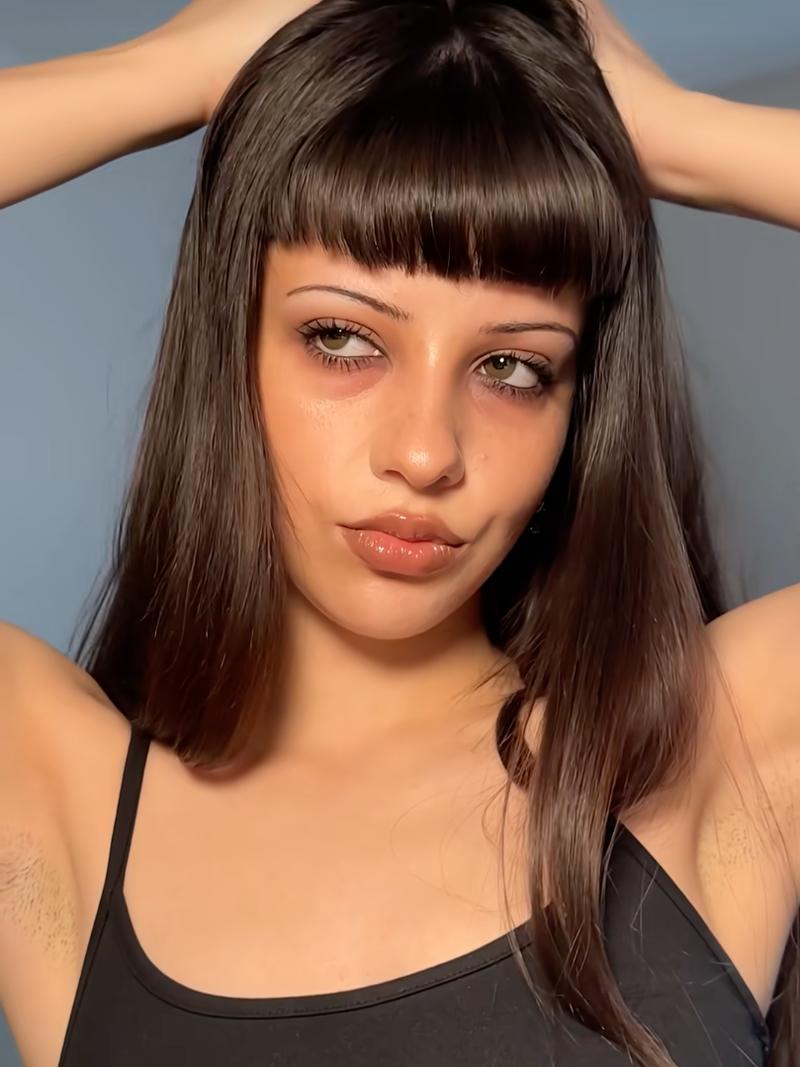 Tren Sleepy Girl Makeup, Look Ngantuk yang Lagi Hits