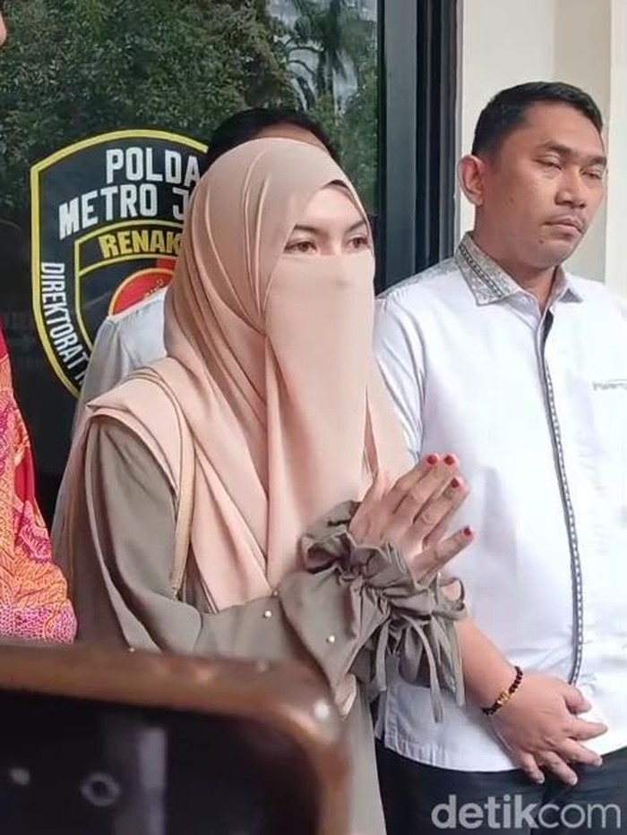 Wardatina Mawa di Polda Metro Jaya, Jumat (20/2/2026).