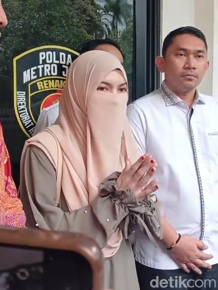 Wardatina Mawa di Polda Metro Jaya, Jumat (20/2/2026).