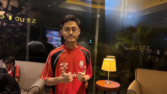 Salah satu pro player PUBG Mobile di Indonesia, Luxxy, punya rekomendasi senjata yang wajib dipakai para pemula. Setidaknya menurut Luxxy senjata-senjata ini masih bisa menjadi prioritas selama kuartal pertama 2026.