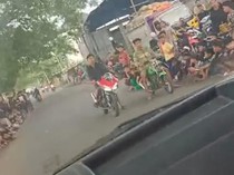 Balap Liar Usai Subuh Resahkan Pengguna Jalan di Pasuruan