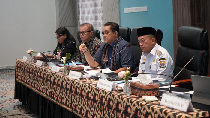 Gubernur Jambi Al Haris terima Kunker Komisi II DPR RI