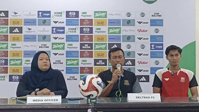 Konferensi pers jelang laga Deltras FC vs PSIS Semarang
