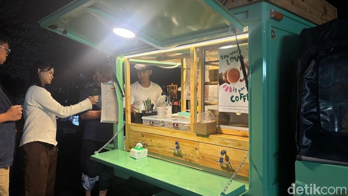 Kopi Aing dan Bajaj di Bandung