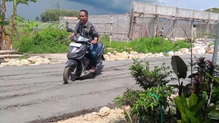 Pemotor yang Terjang Jalan Lagi Dicor di Blora Jadi Tersangka, Kebijakan Apa yang Membuat Masyarakat Geram?