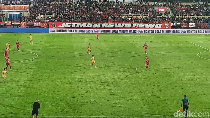 Persijap Jepara menaklukkan Persebaya Surabaya di kandang dengan skor 3-1. 