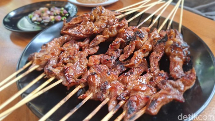 Sate Sineureut Hadori