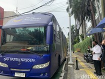 Surya Paloh Lepas Tim Safari Ramadan NasDem: Konsolidasi di Bulan Suci