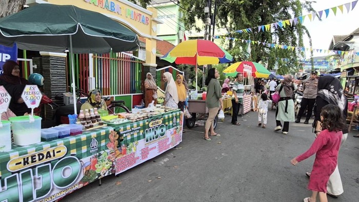 Trate Takjil Market (TTM) Vol-04 di Gresik