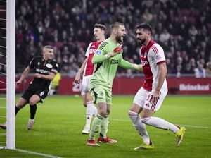 Paes Soal Debut di Ajax: Puas tapi Belum dalam Performa Terbaik