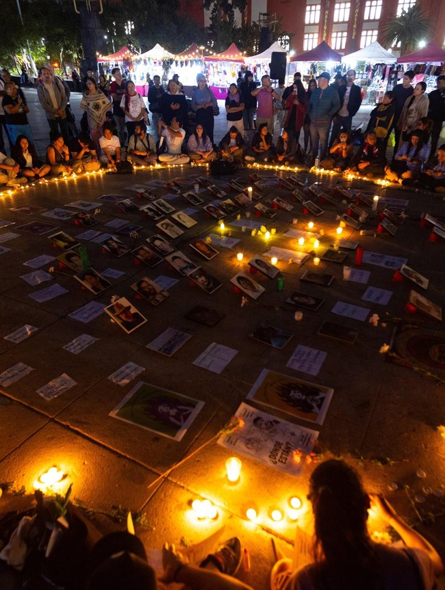 Aksi Lilin di Kota Meksiko, Warga Desak Hentikan Pembunuhan Aktivis HAM