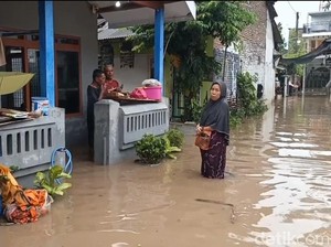 320 Rumah di Kraksaan Probolinggo Masih Terendam Banjir