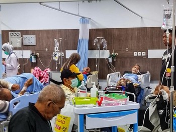 Menemani yang Sakit di Masa Paling Rentan