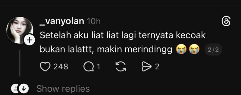 Duh! Netizen Temukan Kecoak Mengambang dalam Air Mineral Gelas