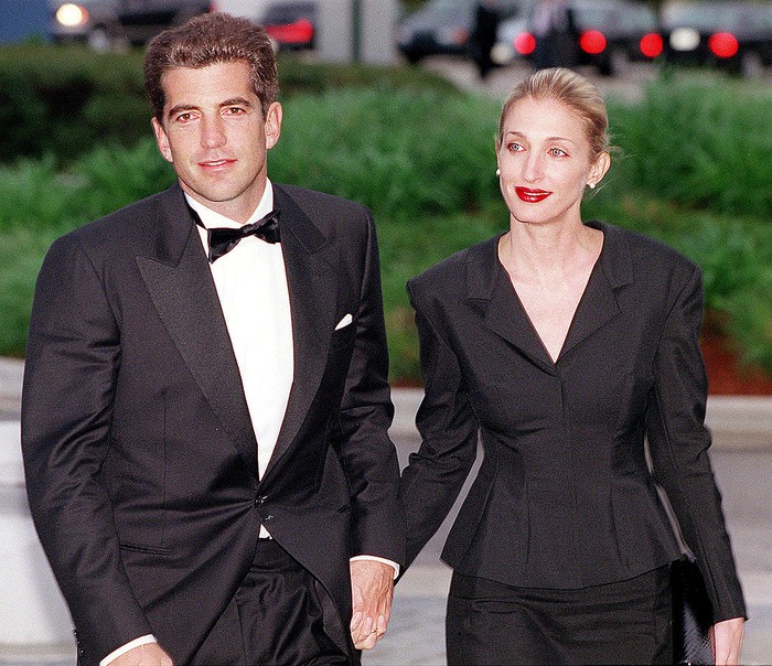 FILE PHOTO: John F. Kennedy, Jr. and his wife Carolyn Bessette Kennedy arrive at the annual John F. Kennedy Library Foundation dinner and Profiles in Courage awards in honor of the former Presidents 82nd Birthday, Sunday, May 23, 1999 at the Kennedy Library in Boston, MA. (Photo by Justin Ide)
