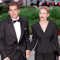 Carolyn Bessette vs Gwyneth Paltrow, Kisah Tegang di Balik Layar Calvin Klein