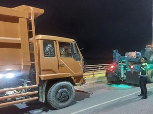 Truk Rem Blong di Pekanbaru, 2 Pemotor Tewas Terlindas