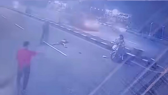 Adu Banteng Maut di Bogor: Pemotor Lawan Arah, Tragedi Berdarah Terjadi