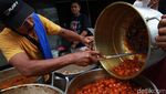 Kolak dan Takjil Mangga Besar Jadi Buruan Warga Saat Ramadan