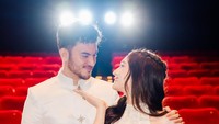 Foto Dulu Sama Om-om, tulis Laura Moane dilihat dari Instagram, Selasa (24/2/2026). Foto: Instagram @its_lauramoane2