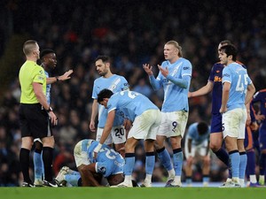 Kans Manchester City Hilang Dua Trofi Dalam Seminggu