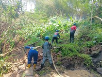Longsor di Tasikmalaya, Jalan Penghubung 2 Kecamatan Terputus