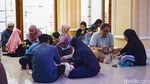 Masjid Agung Sunda Kelapa Gelar Berbagi Makanan Gratis Selama Ramadan