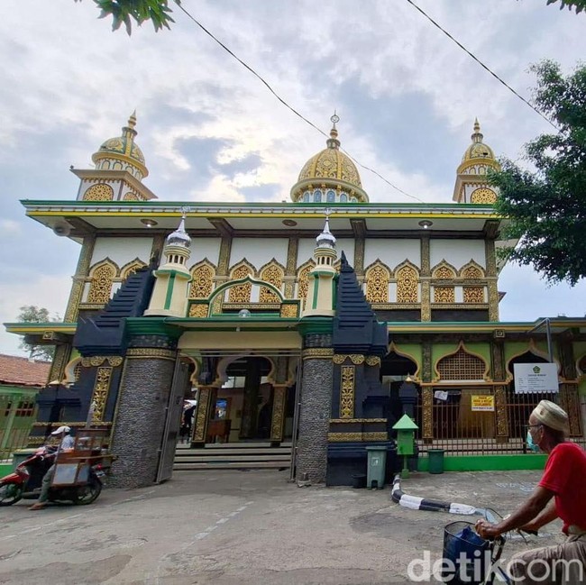 Melihat Arsitektur Masjid Berusia Ratusan Tahun di Nganjuk