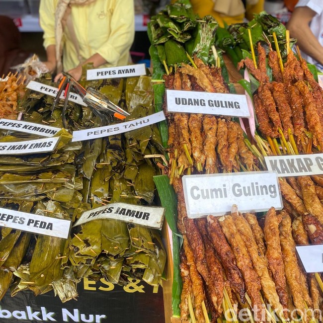 Merapat! War Takjil di Benhil, Ada 50 Kedai yang Bisa Diserbu