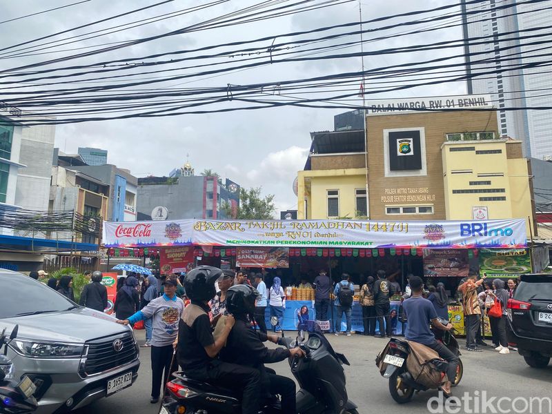 Serba-serbi Pasar Takjil Benhil 2026