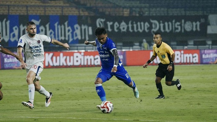 Saddil Ramdani di laga Persib Bandung Vs Persita Tangerang di Stadion GLBA, Minggu (22/2/2026).