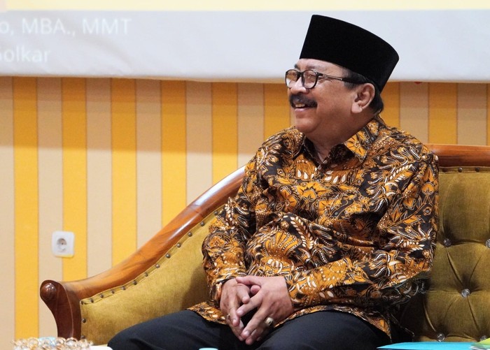Soekarwo atau Pakdhe Karwo