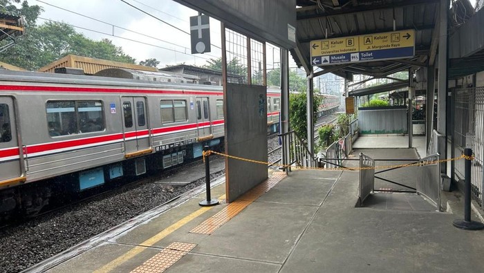 Stasiun Pondok Cina Depok. (Devi/detikcom)