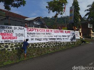 Warga Sambeng Borobudur Kompak Pasang Spanduk Tolak Tambang Tanah Uruk