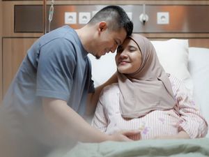 Terima Kasih dari Irwansyah untuk Zaskia Sungkar Usai Melahirkan