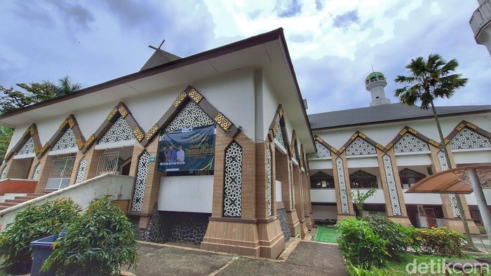 Bangunan Masjid Agung Al Fathu Soreang, Kabupaten Bandung.