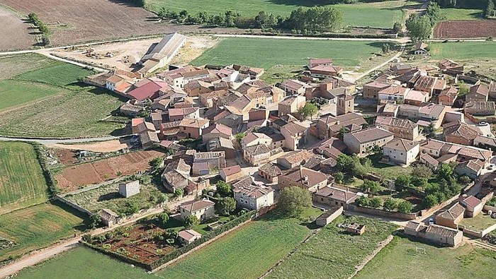 Desa Arenillas di Spanyol menawarkan rumah gratis bagi siapa pun yang mau tinggal di kampung ini.