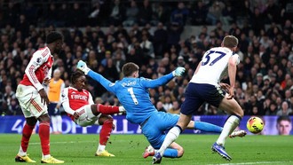 North London Derby: Eze Akhiri Puasa 18 Laga, Kolo Muani Cetak Gol EPL Perdana