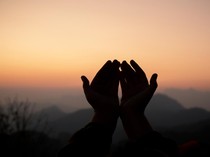 Doa Ramadhan Hari ke-11: Memohon Agar Dikaruniai Rasa Cinta terhadap Kebaikan