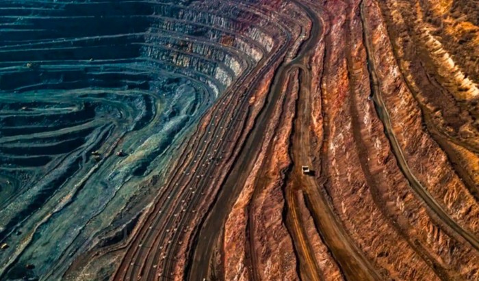 Ilustrasi tanah jarang