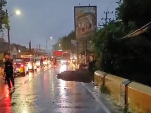 Ambrol, Jembatan Penghubung Bondowoso-Jember Ditutup Total