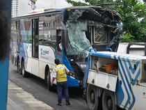 Polisi: Adu Banteng TransJ di Jalur Langit karena Salah Satu Sopir Tertidur