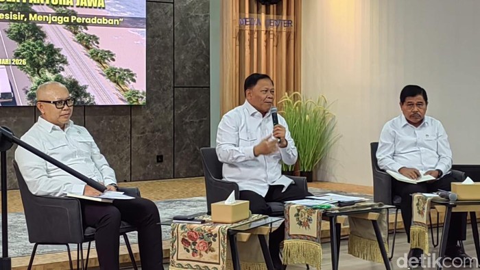 Kepala Badan Otorita Pengelola Pantai Utara Jawa (BOPPJ), Didit Herdiawan Ashaf