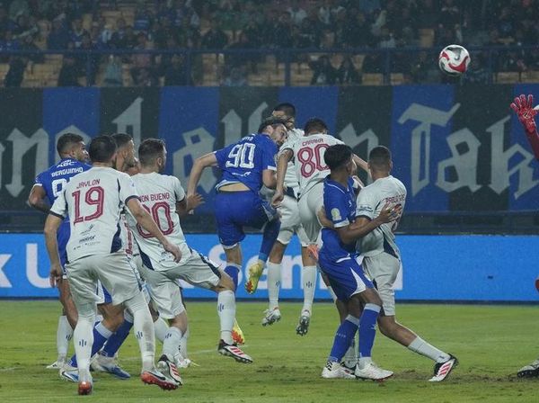 Daftar Terbaru Pencetak Gol Terbanyak di Persib Bandung
