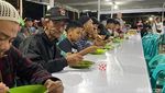 Masjid di Kota Batu Ini Bagikan Ratusan Porsi Buka Puasa Gratis