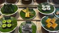 Jajanan pasar dari toko Sari-Sari Aneka Kue hadir dengan pilihan yang menarik. Cocok jadi pencuci mulut yang menghadirkan nostalgia. Foto: detikcom/Riska Fitria